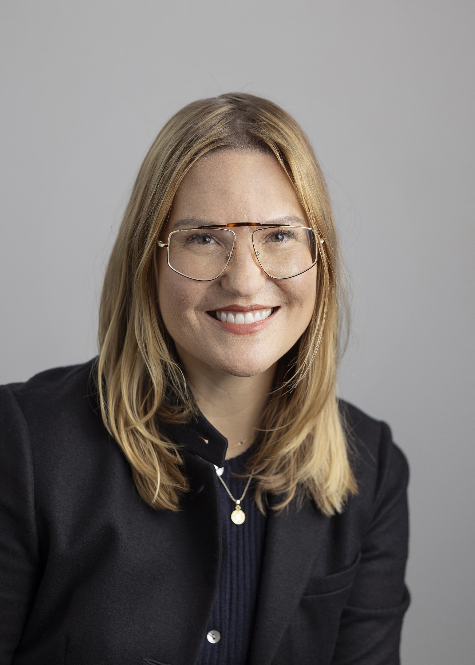 kara‘ｓshopページ Kara Gibson-Brzytwa, Managing Broker - Exit Equity